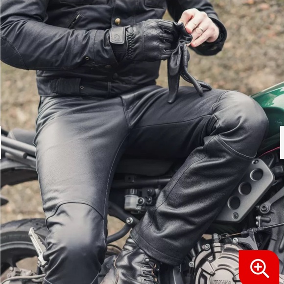 Belstaff  Fender 2.0 black Leather moto motorcycle Pants with knee pads NWT 30 - Picture 2 of 13